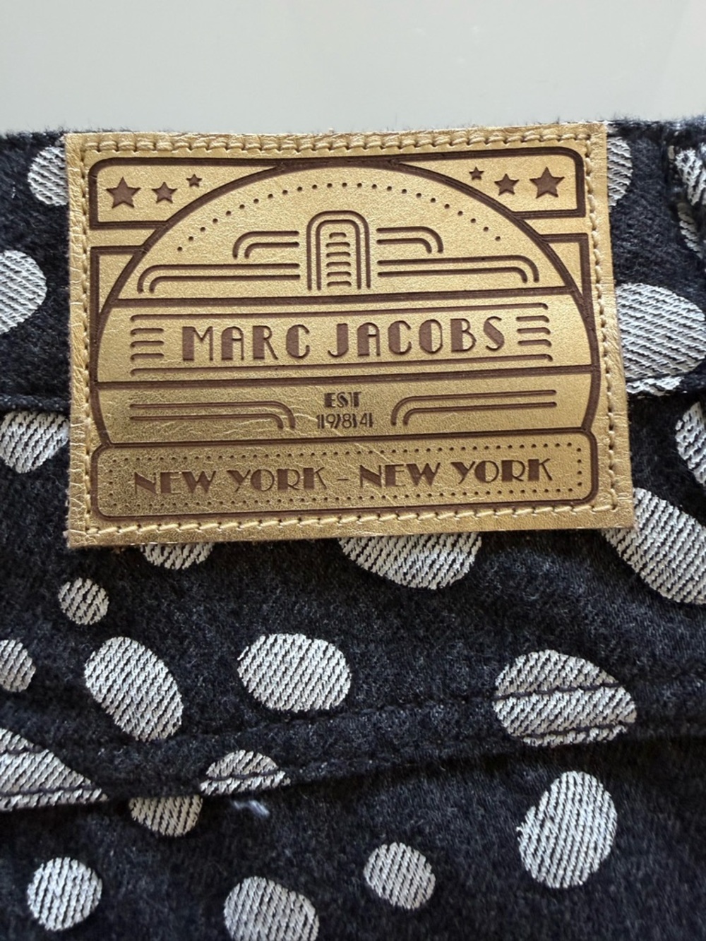 Marc Jacobs Black and White Polka Dot Denim Skirt with Leather Logo Patch - Picture 4 of 11